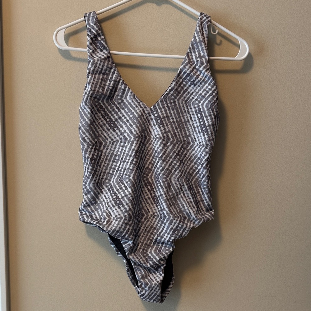 Leith Grey and White Geometric One Piece Swimsuit - reversible